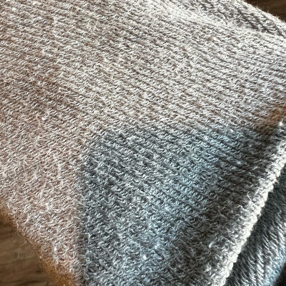 Rails “Wilson” studded Heather gray sweatshirt medium - Picture 12 of 16